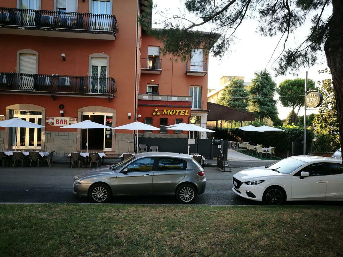 Motel Villaggio Imola Exterior foto